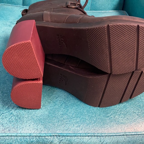 Sorel boots. Size 10 - Picture 3 of 6